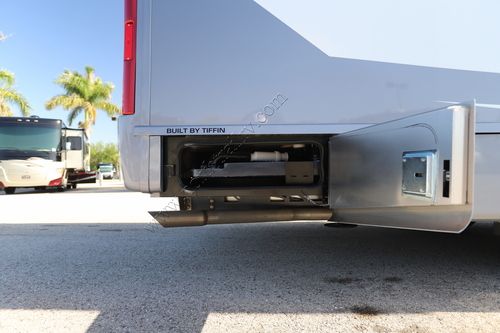 2026 Tiffin Motor Homes Wayfarer 25XRW