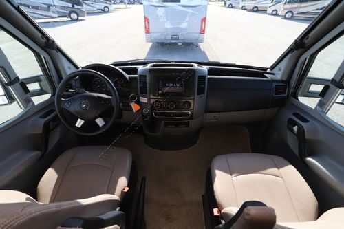 2017 Winnebago Navion 24J