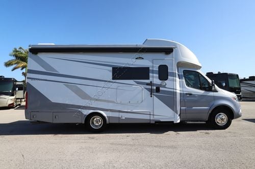 2026 Tiffin Motor Homes Wayfarer 25XRW