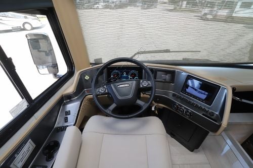 2026 Tiffin Motor Homes Phaeton 35CH