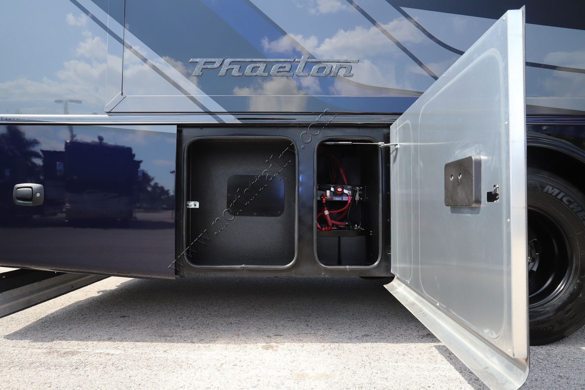 New 2026 Tiffin Motor Homes Phaeton 35CH Class A  For Sale