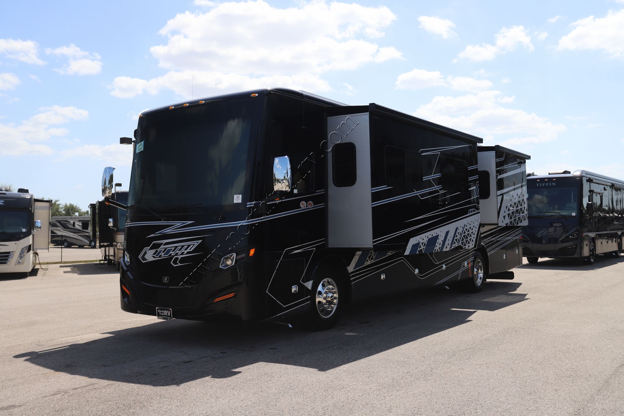 New 2026 Tiffin Motor Homes Allegro Red 38KA Class A  For Sale