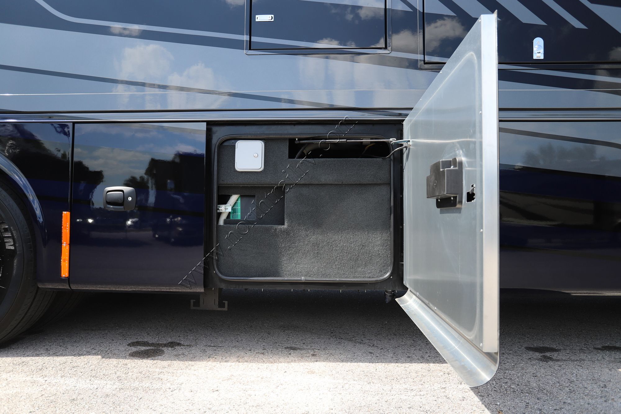 New 2026 Tiffin Motor Homes Phaeton 35CH Class A  For Sale