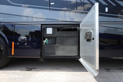 2026 Tiffin Motor Homes Phaeton 35CH
