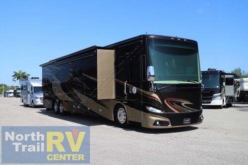 2016 Tiffin Motor Homes Phaeton 42LH