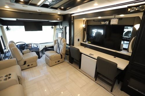 2026 Tiffin Motor Homes Phaeton 35CH