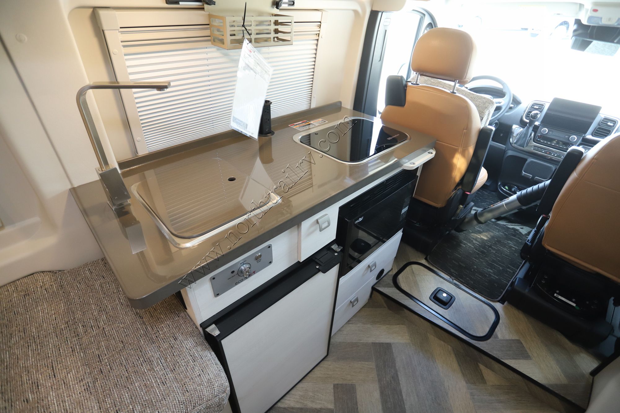 New 2025 Winnebago Travato 59K Class B  For Sale