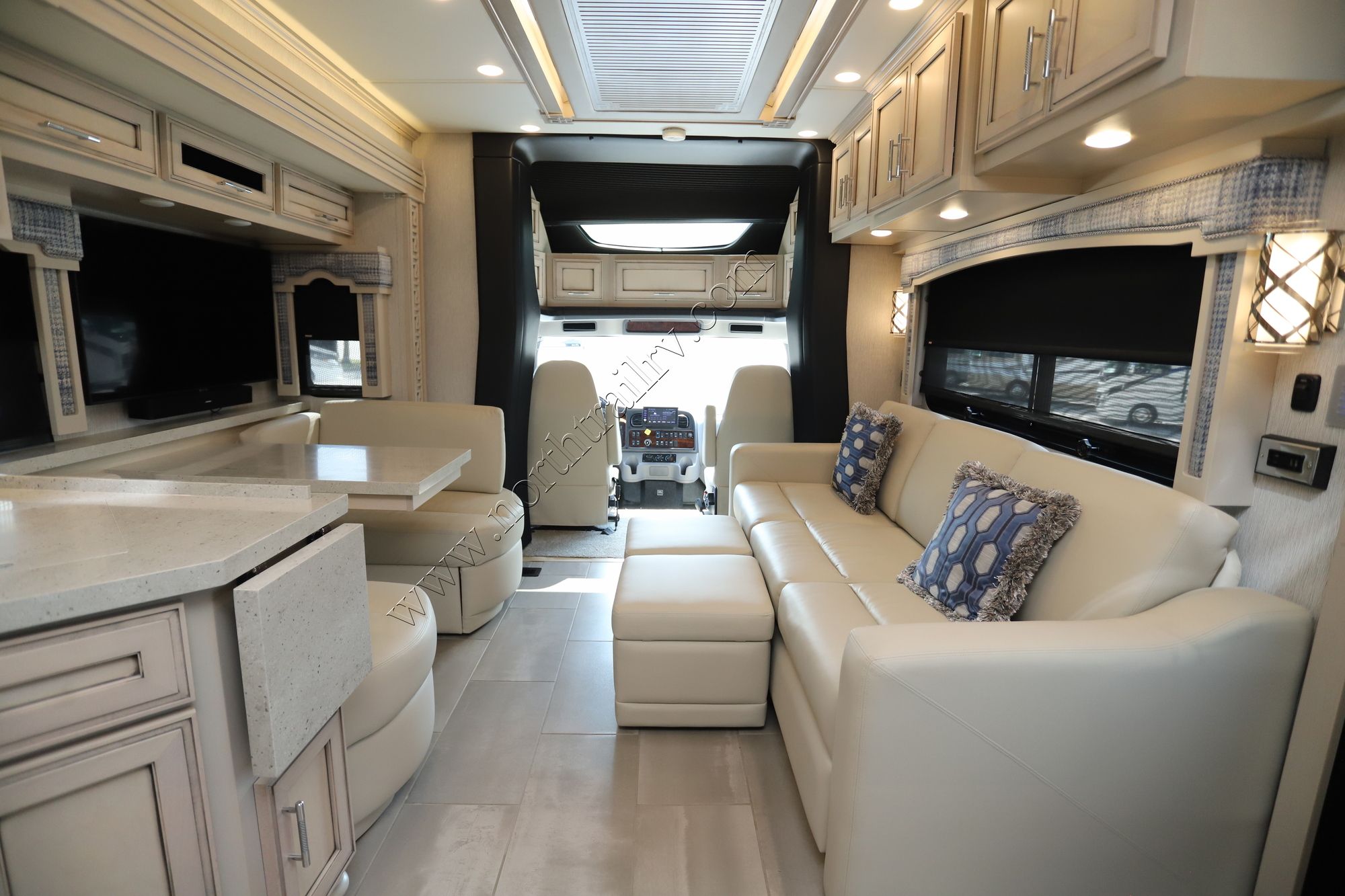Used 2021 Newmar Super Star 4058 Super C  For Sale