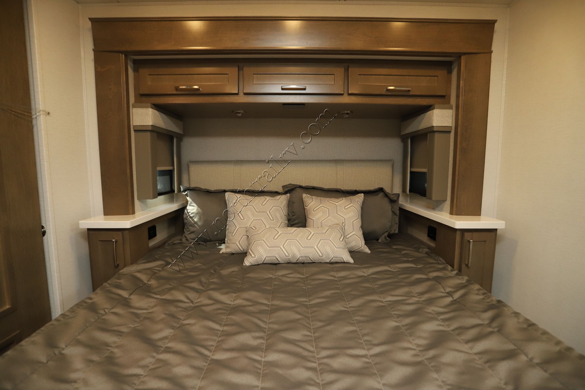 New 2025 Renegade Rv Valencia 36SB Super C  For Sale