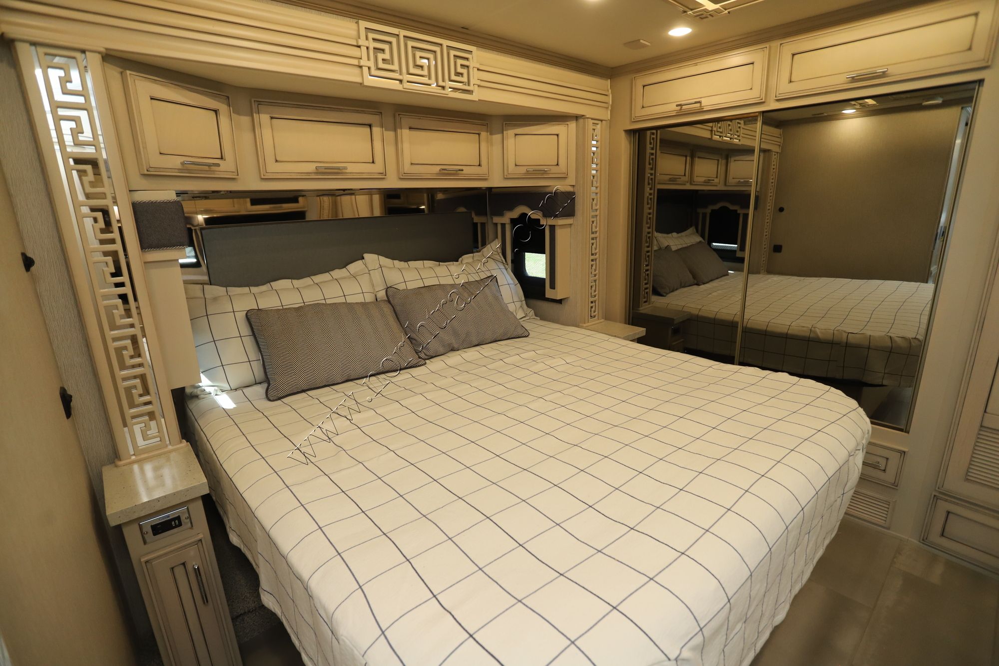 Used 2021 Newmar Super Star 4058 Super C  For Sale
