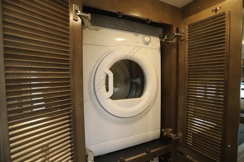 2025 Renegade Rv Verona 36VSB