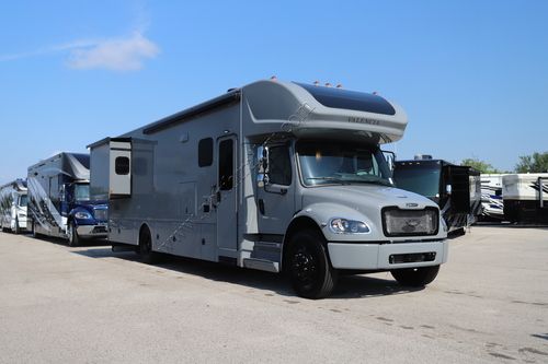 2025 Renegade Rv Valencia 36SB Super C