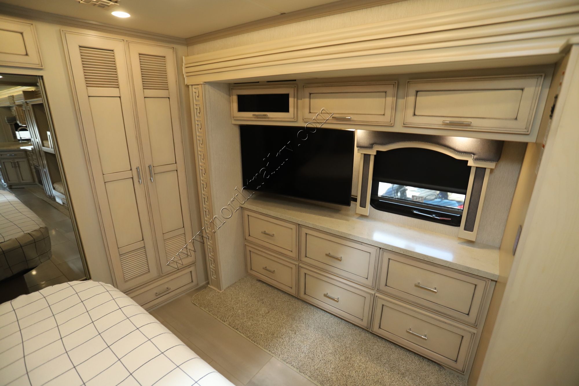 Used 2021 Newmar Super Star 4058 Super C  For Sale