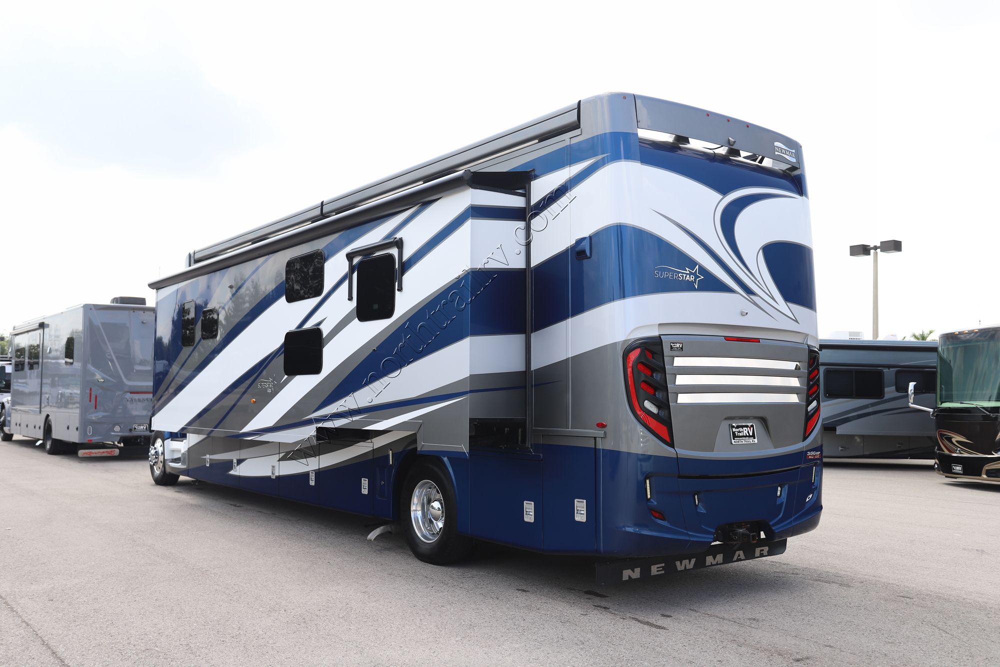 Used 2021 Newmar Super Star 4058 Super C  For Sale