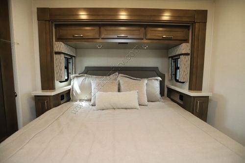 2025 Renegade Rv Verona 36VSB Super C