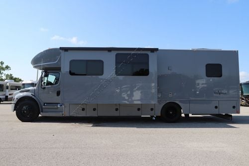 2025 Renegade Rv Valencia 36SB Super C