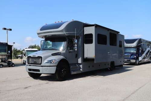 2025 Renegade Rv Valencia 36SB Super C