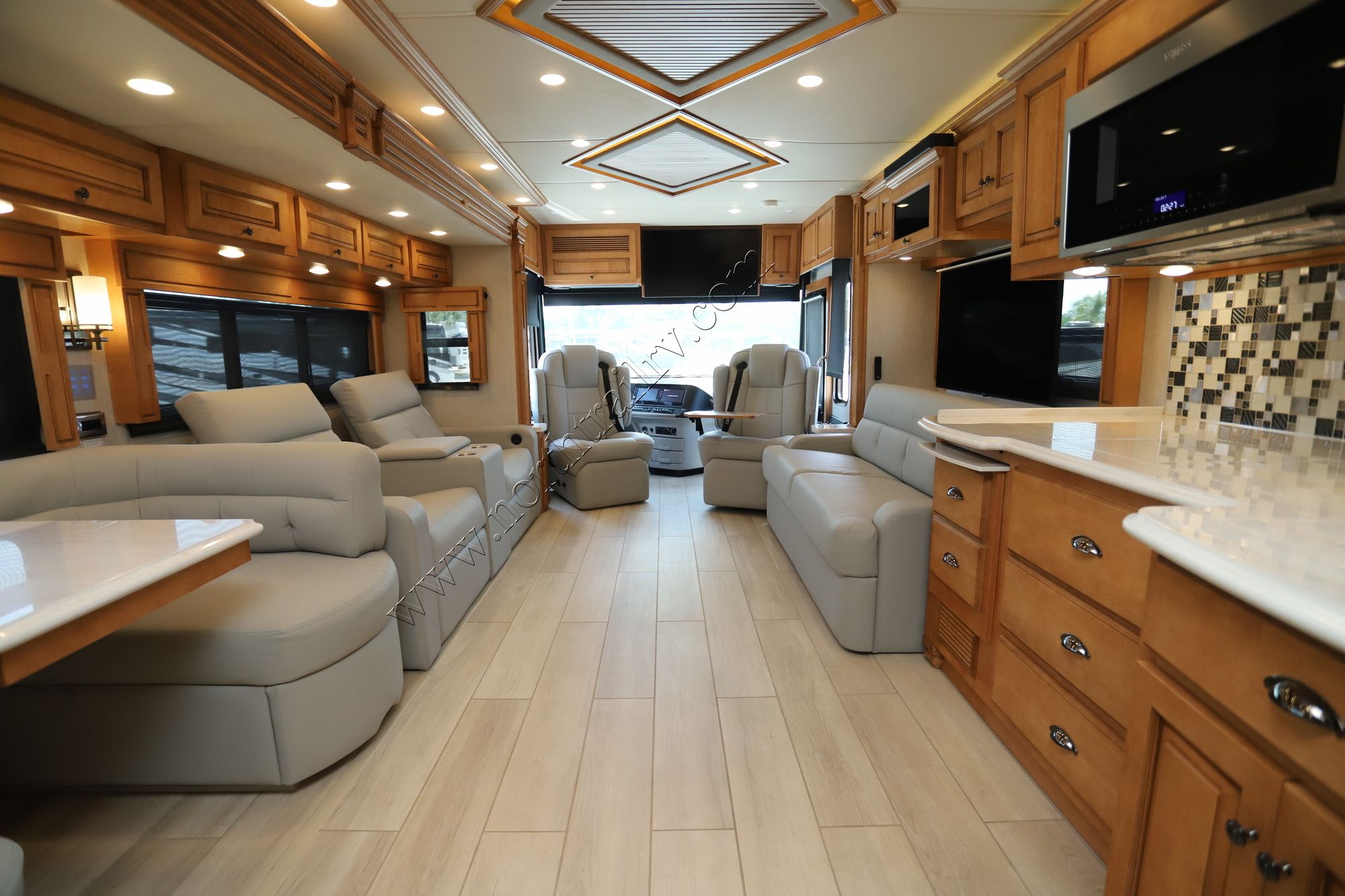 Used 2022 Newmar Dutch Star 4369 Class A  For Sale