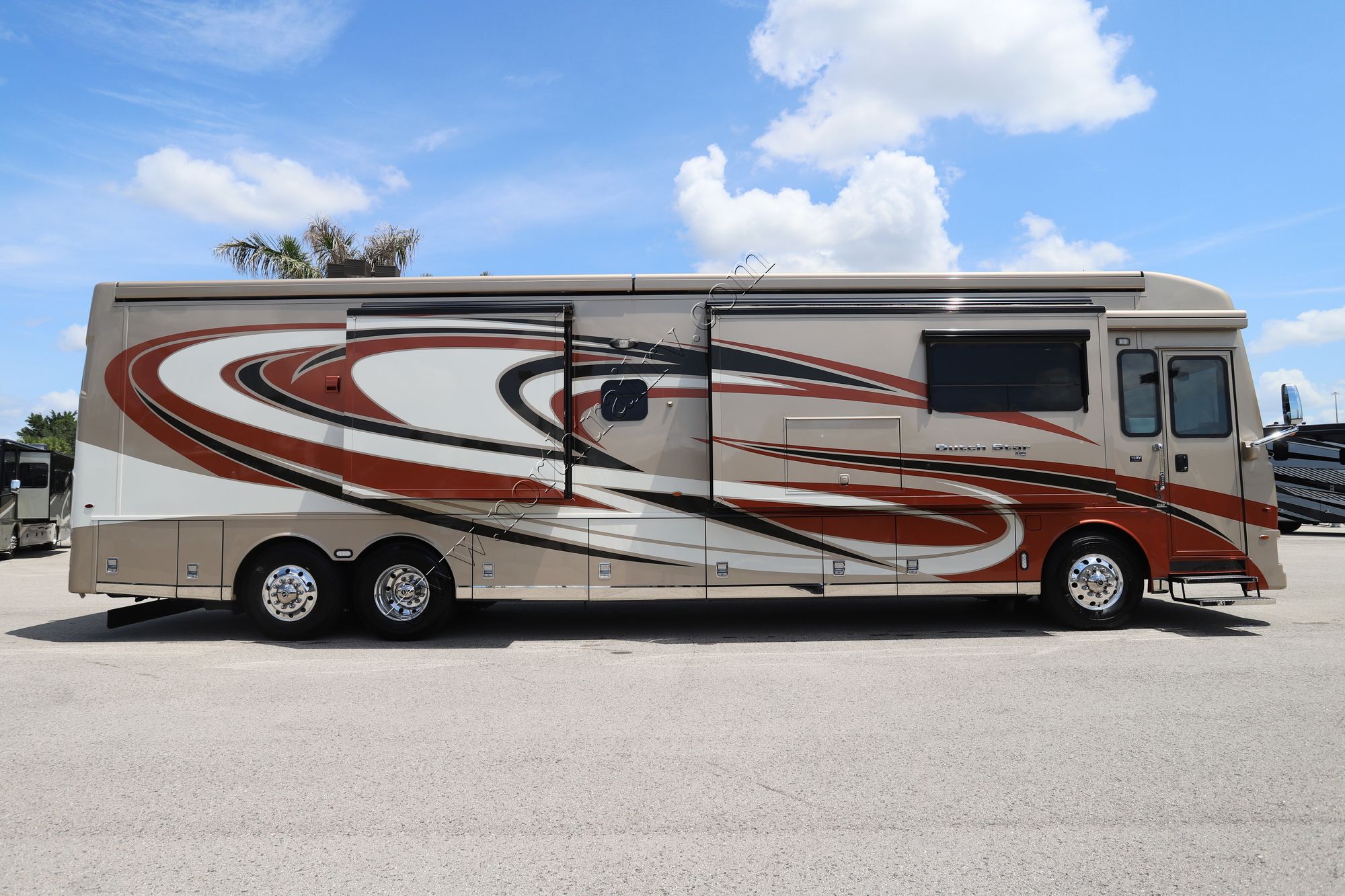 Used 2022 Newmar Dutch Star 4369 Class A  For Sale