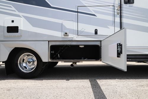 2025 Renegade Rv Vienna 25FWC Class C