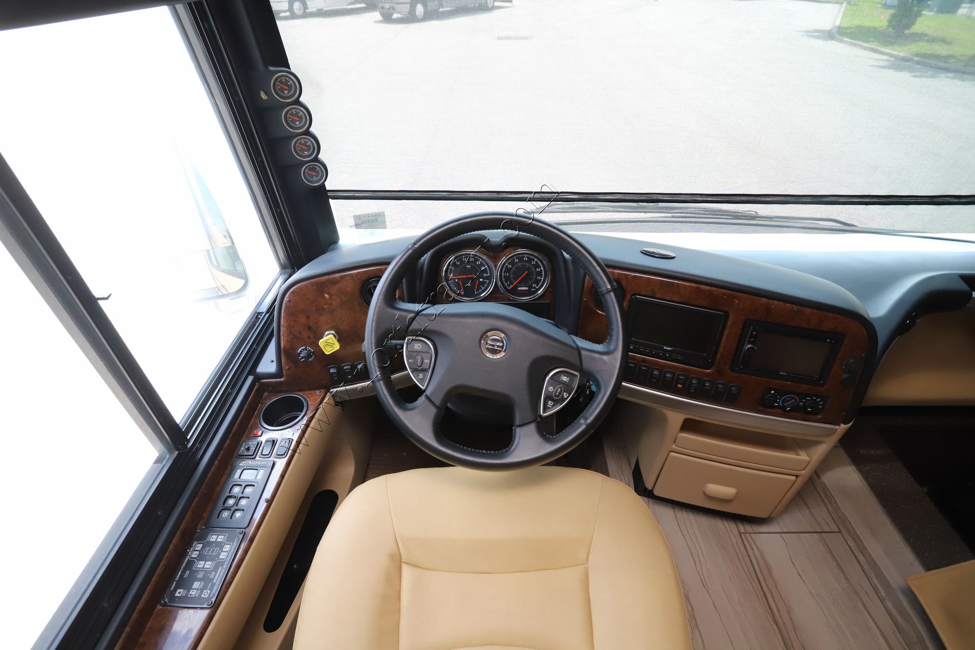 Used 2015 Newmar Ventana 3437 Class A  For Sale