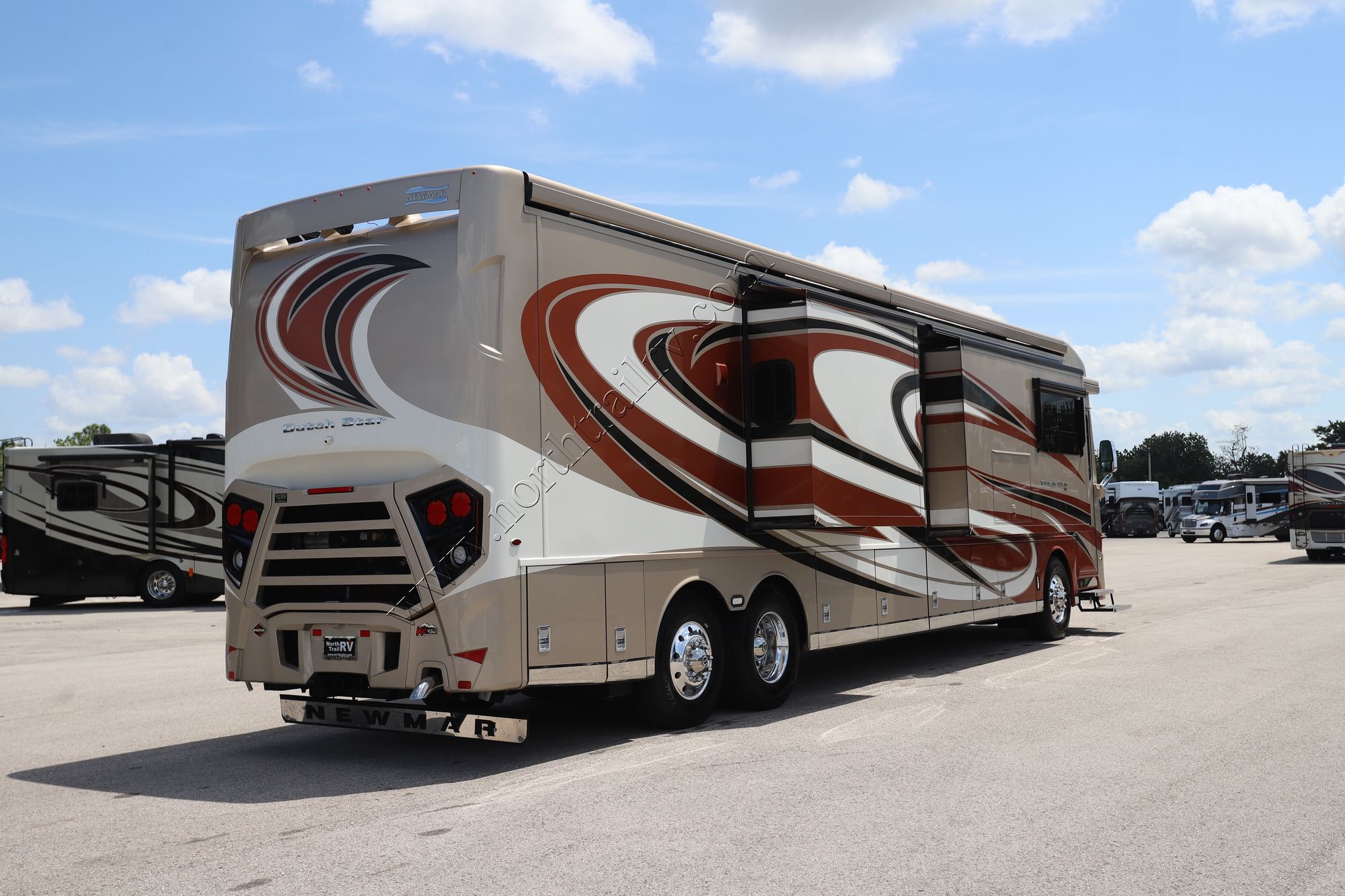 Used 2022 Newmar Dutch Star 4369 Class A  For Sale