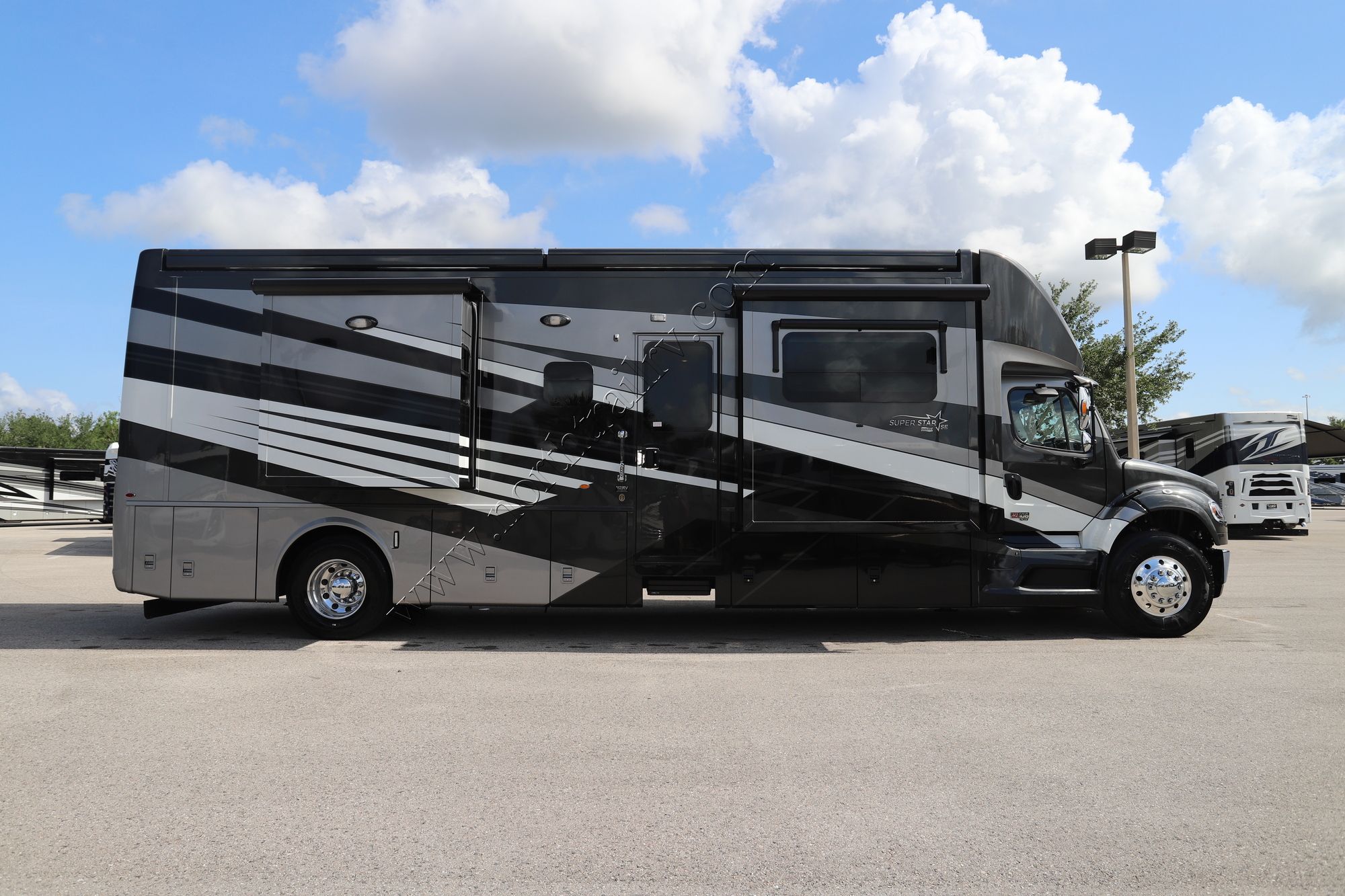 New 2026 Newmar Super Star Se 3731 Super C  For Sale