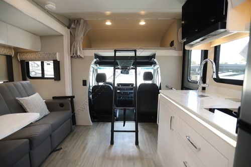 2025 Renegade Rv Vienna 25FWC Class C