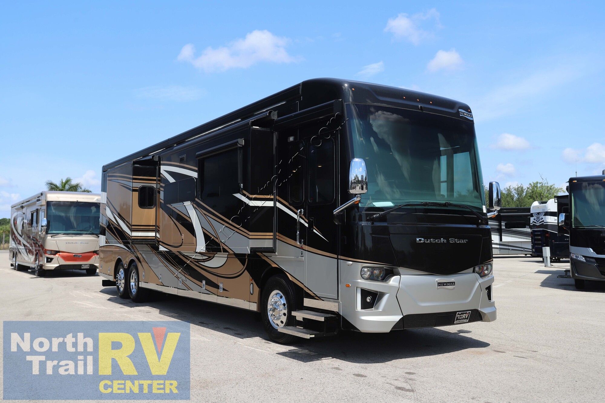 Used 2021 Newmar Dutch Star 4369 Class A  For Sale