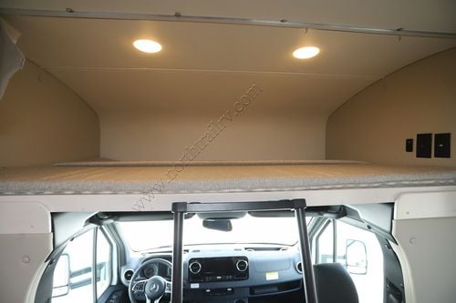2025 Renegade Rv Vienna 25FWC Class C