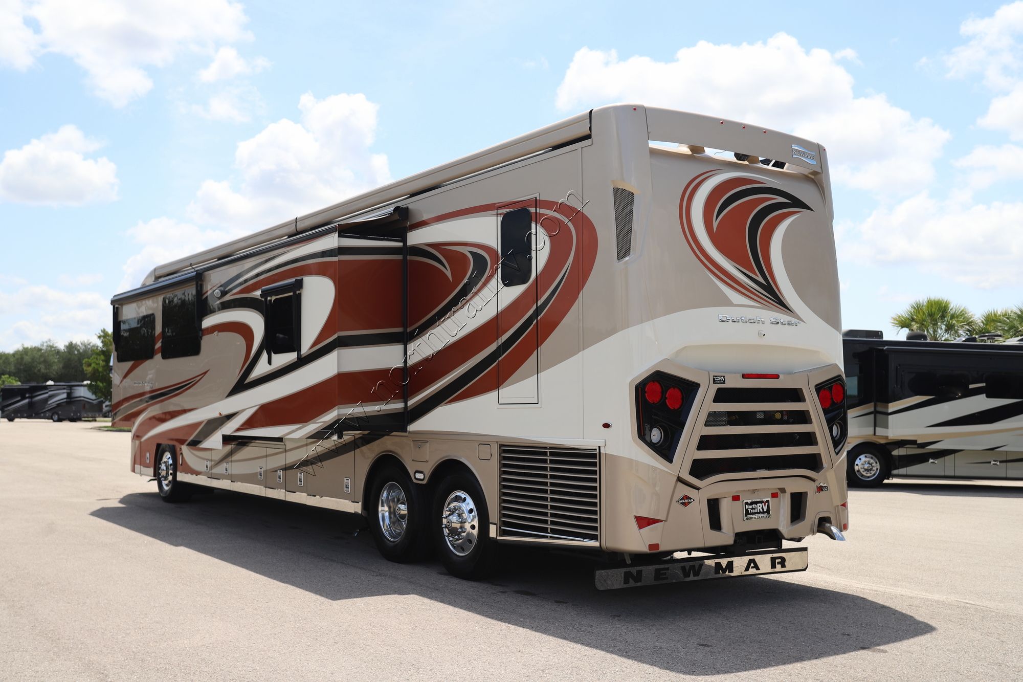 Used 2022 Newmar Dutch Star 4369 Class A  For Sale
