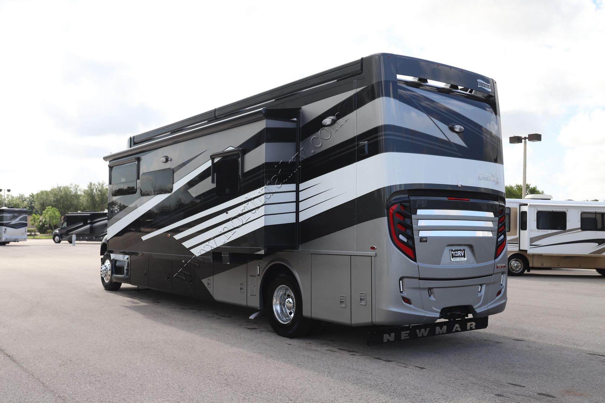 New 2026 Newmar Super Star Se 3731 Super C  For Sale