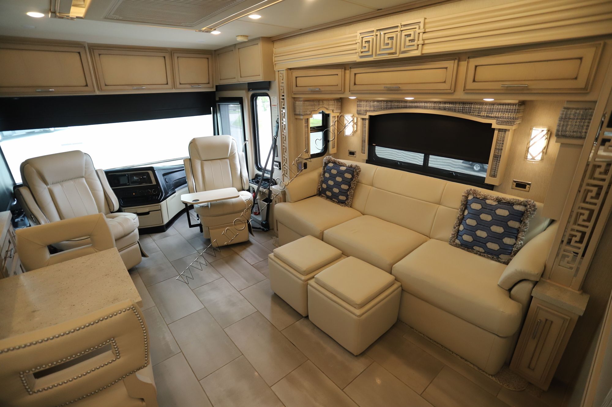 Used 2020 Newmar Ventana 3407 Class A  For Sale