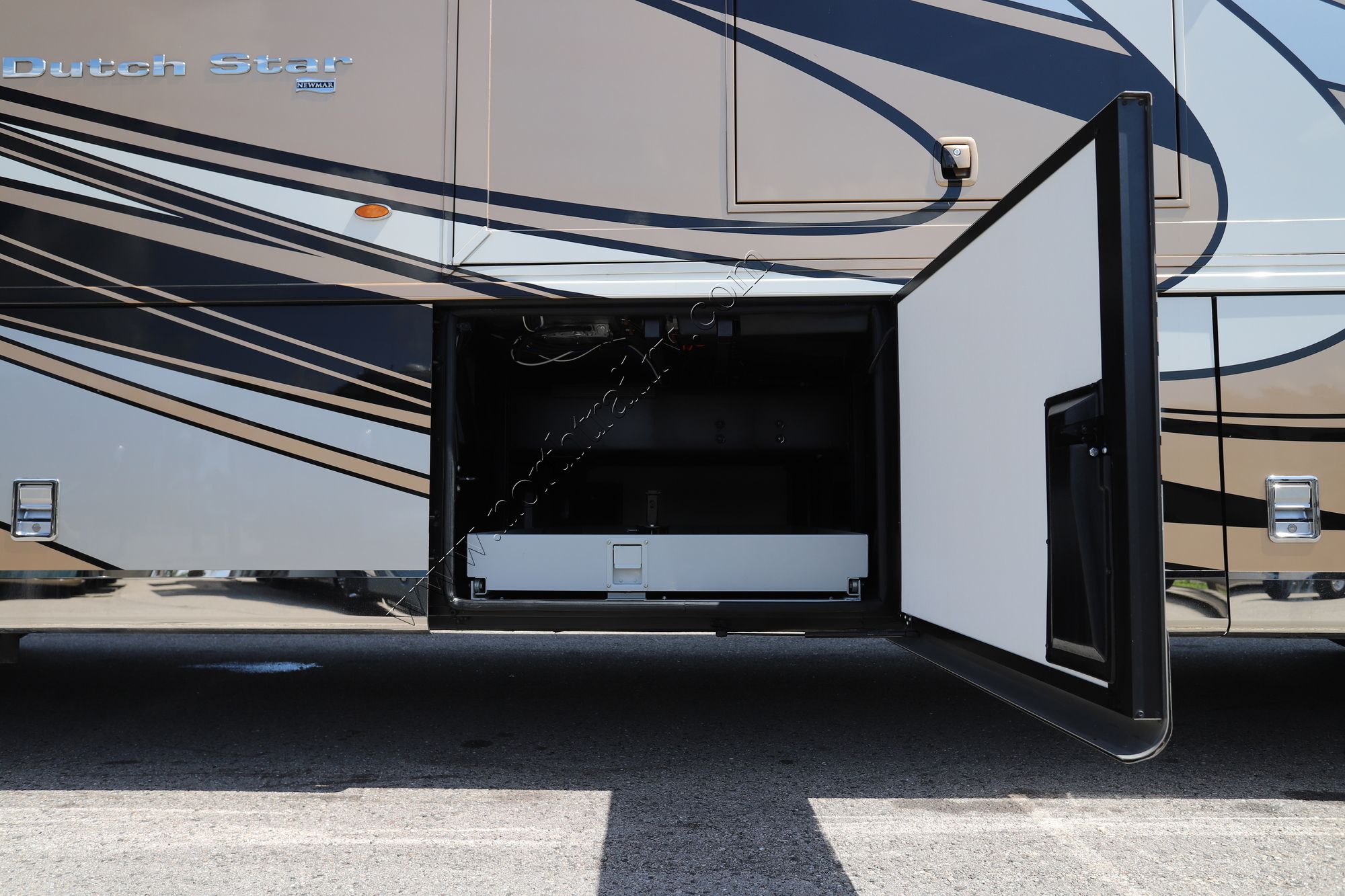 Used 2021 Newmar Dutch Star 4369 Class A  For Sale