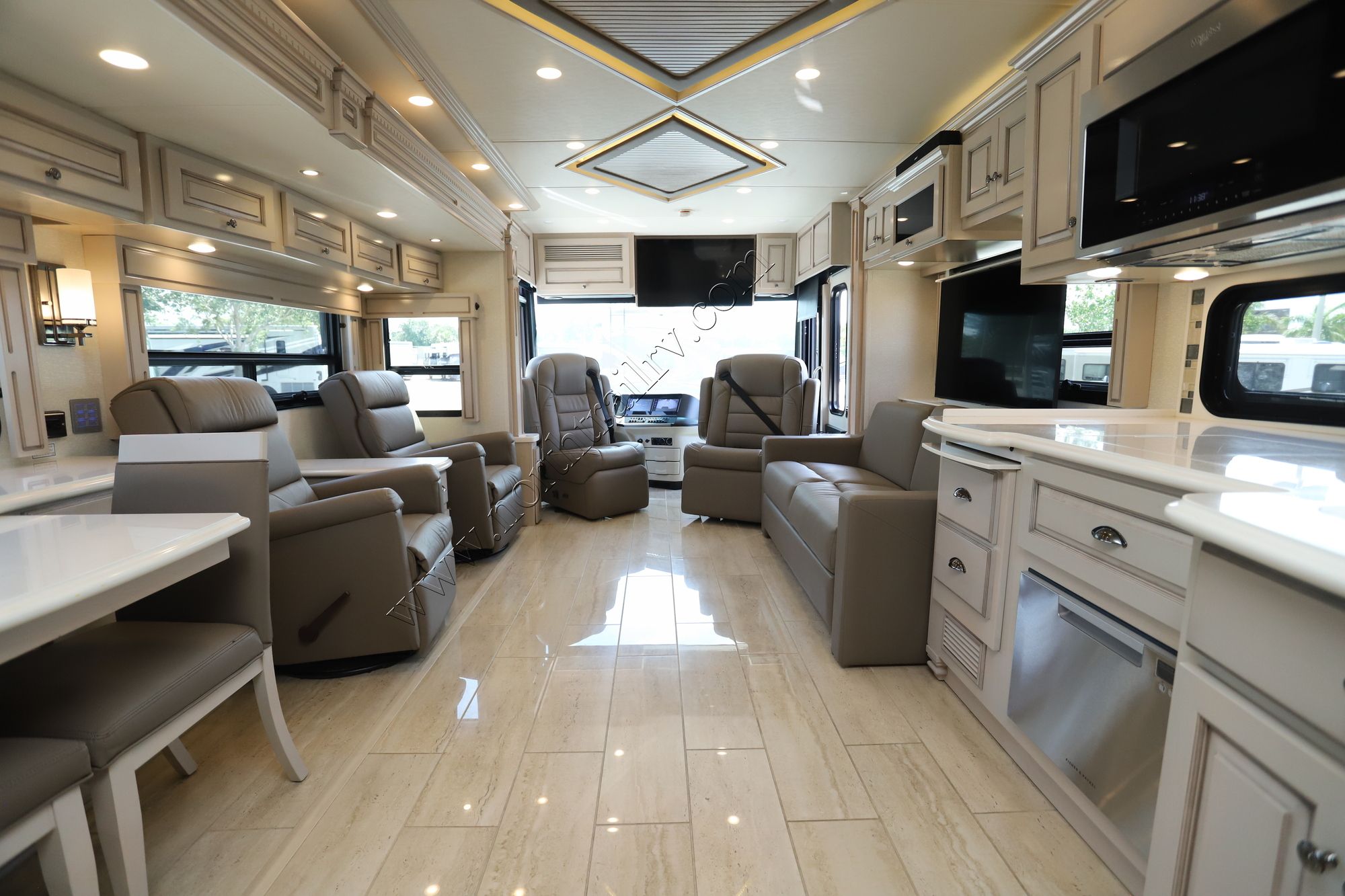 Used 2021 Newmar Dutch Star 4369 Class A  For Sale