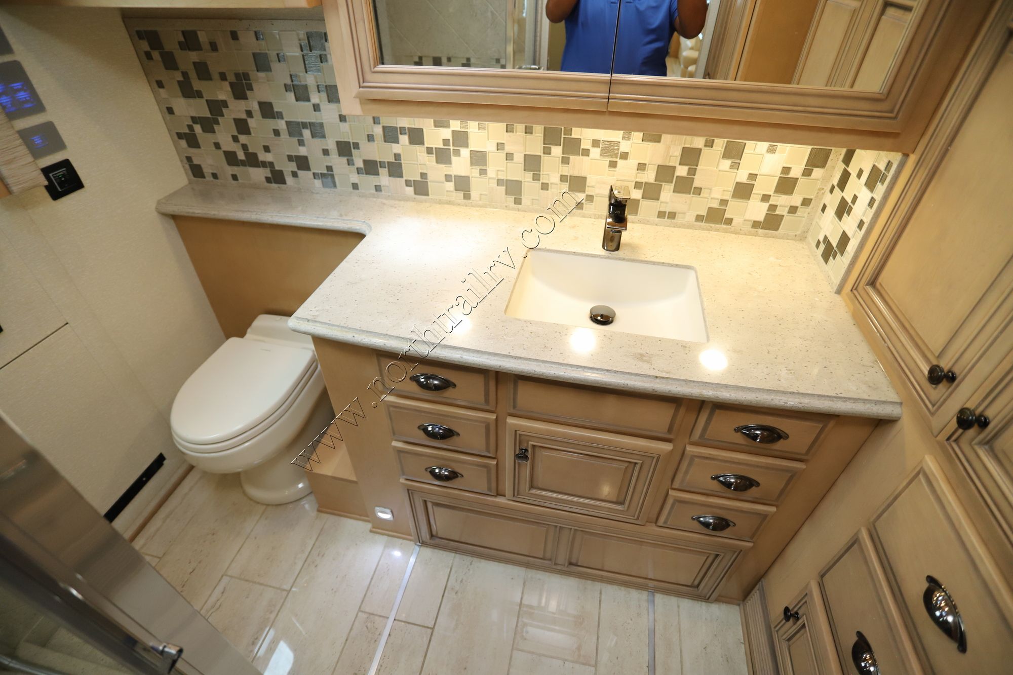 Used 2020 Newmar Dutch Star 4081 Class A  For Sale