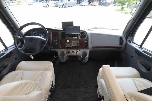2022 Jayco Seneca Prestige 37K