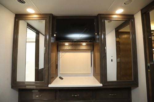 2022 Jayco Seneca Prestige 37K