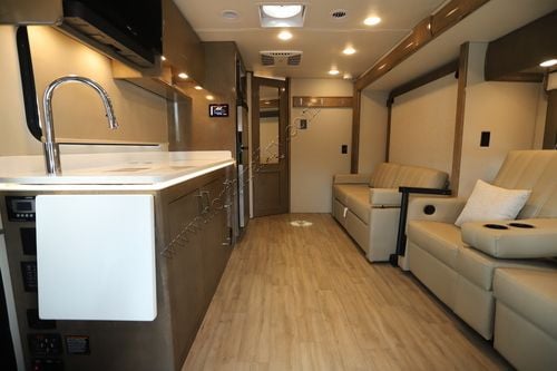 2025 Renegade Rv Vienna 25RML Class C