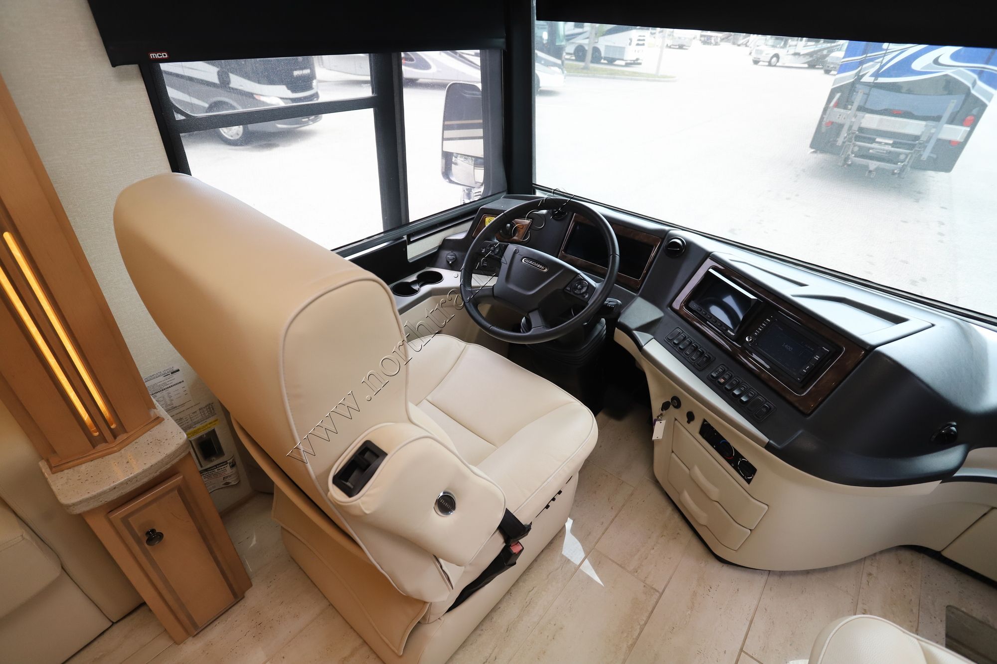 Used 2020 Newmar Dutch Star 4081 Class A  For Sale