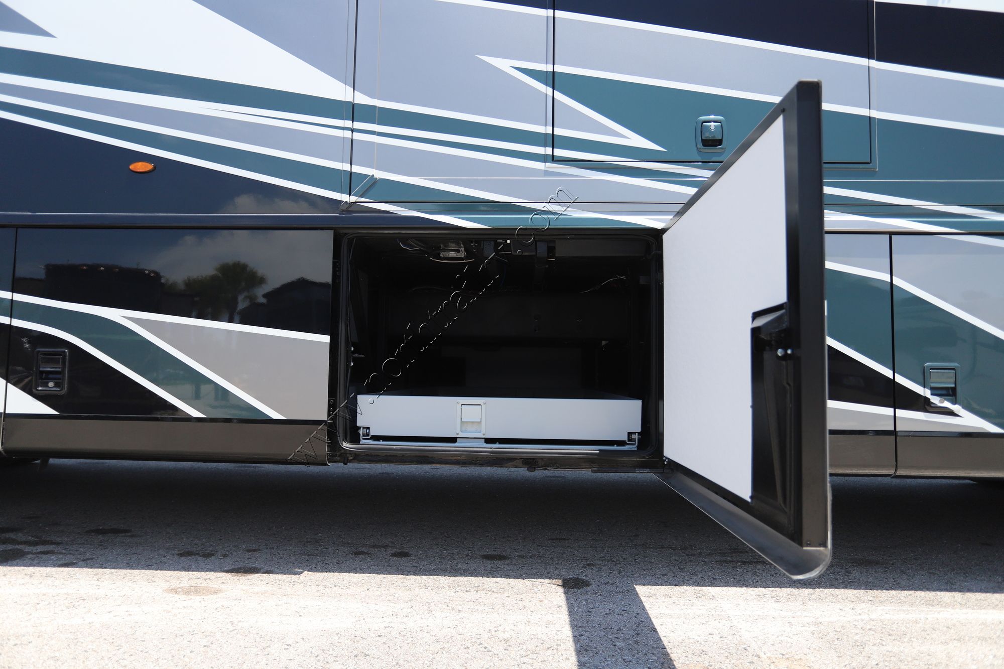 New 2025 Newmar Dutch Star 4369 Class A  For Sale
