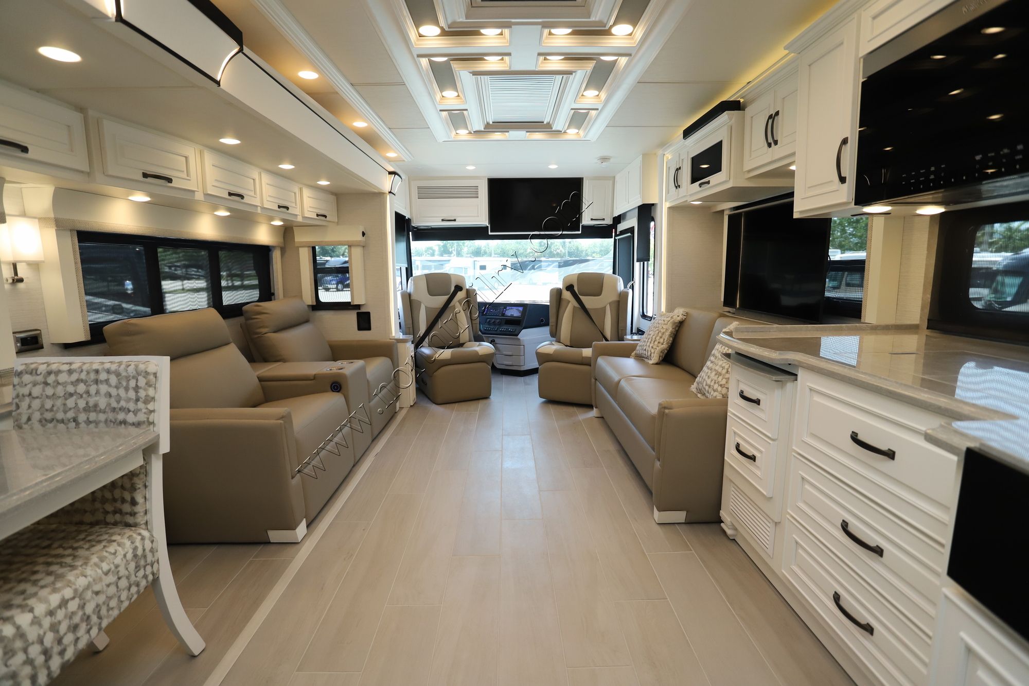 New 2025 Newmar Dutch Star 4369 Class A  For Sale