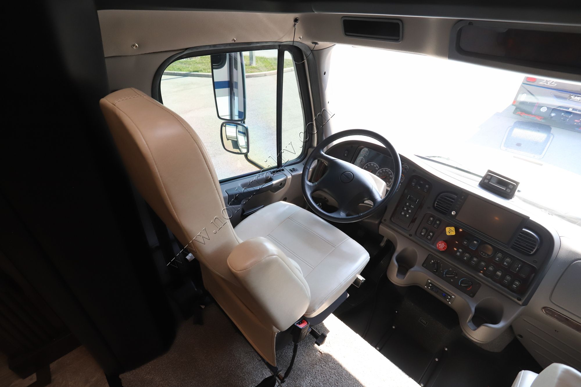 Used 2021 Newmar Supreme Aire 4051 Super C  For Sale