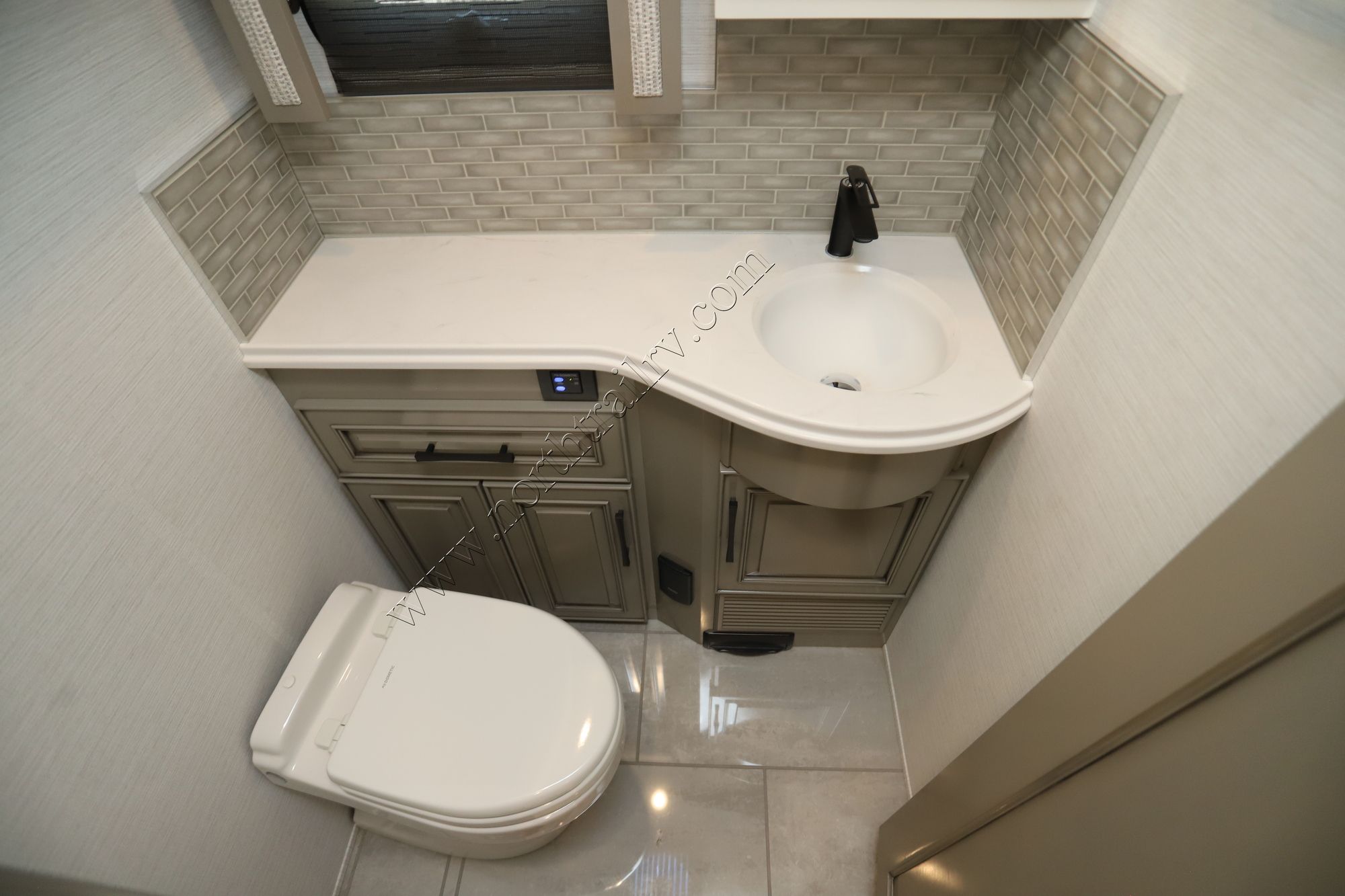 New 2025 Newmar London Aire 4551 Class A  For Sale