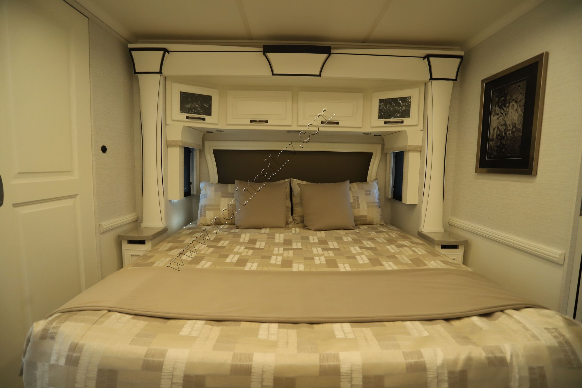 New 2025 Newmar Dutch Star 4369 Class A  For Sale