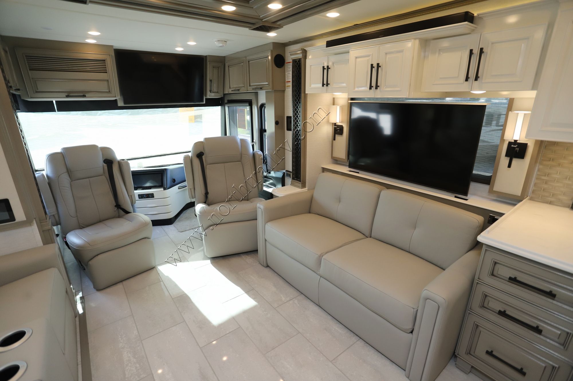 New 2025 Newmar London Aire 4551 Class A  For Sale