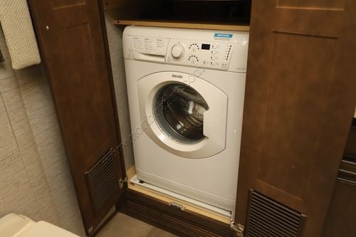 2021 Newmar Supreme Aire 4051