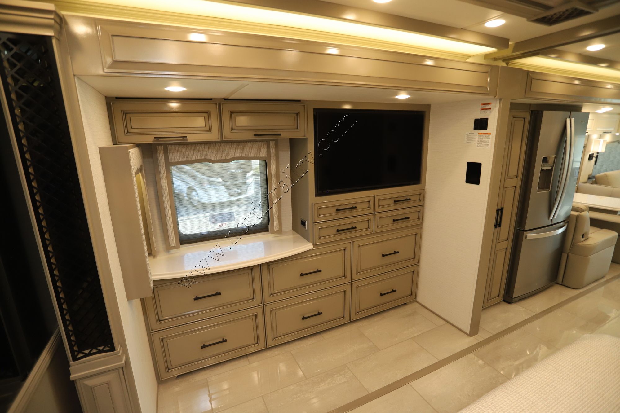 New 2025 Newmar London Aire 4551 Class A  For Sale