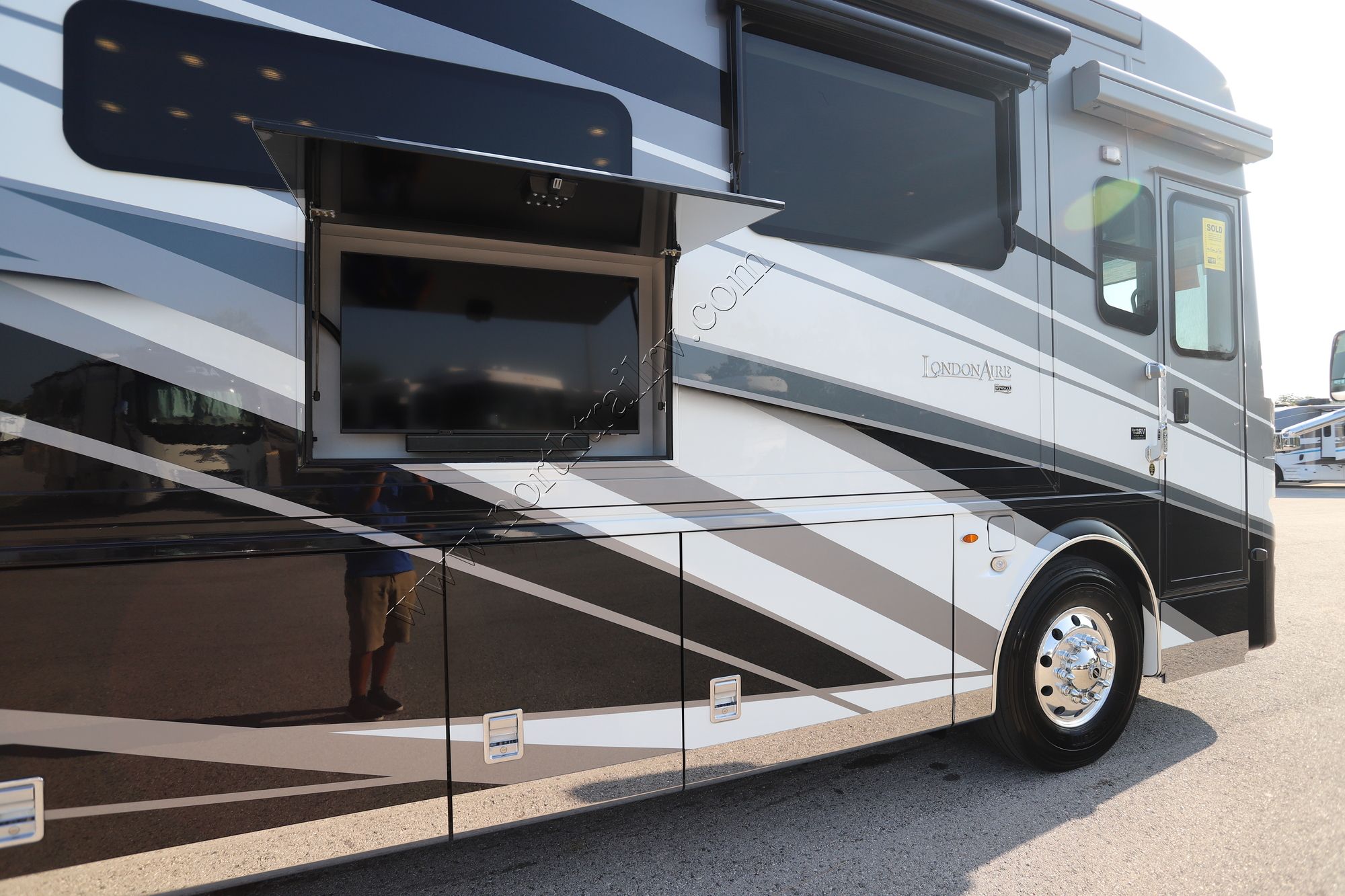 New 2025 Newmar London Aire 4551 Class A  For Sale