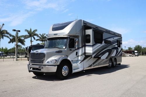 2021 Newmar Supreme Aire 4051